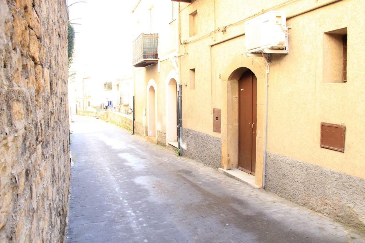 Al Borghetto Apartment Пиаца Армерина Екстериор снимка